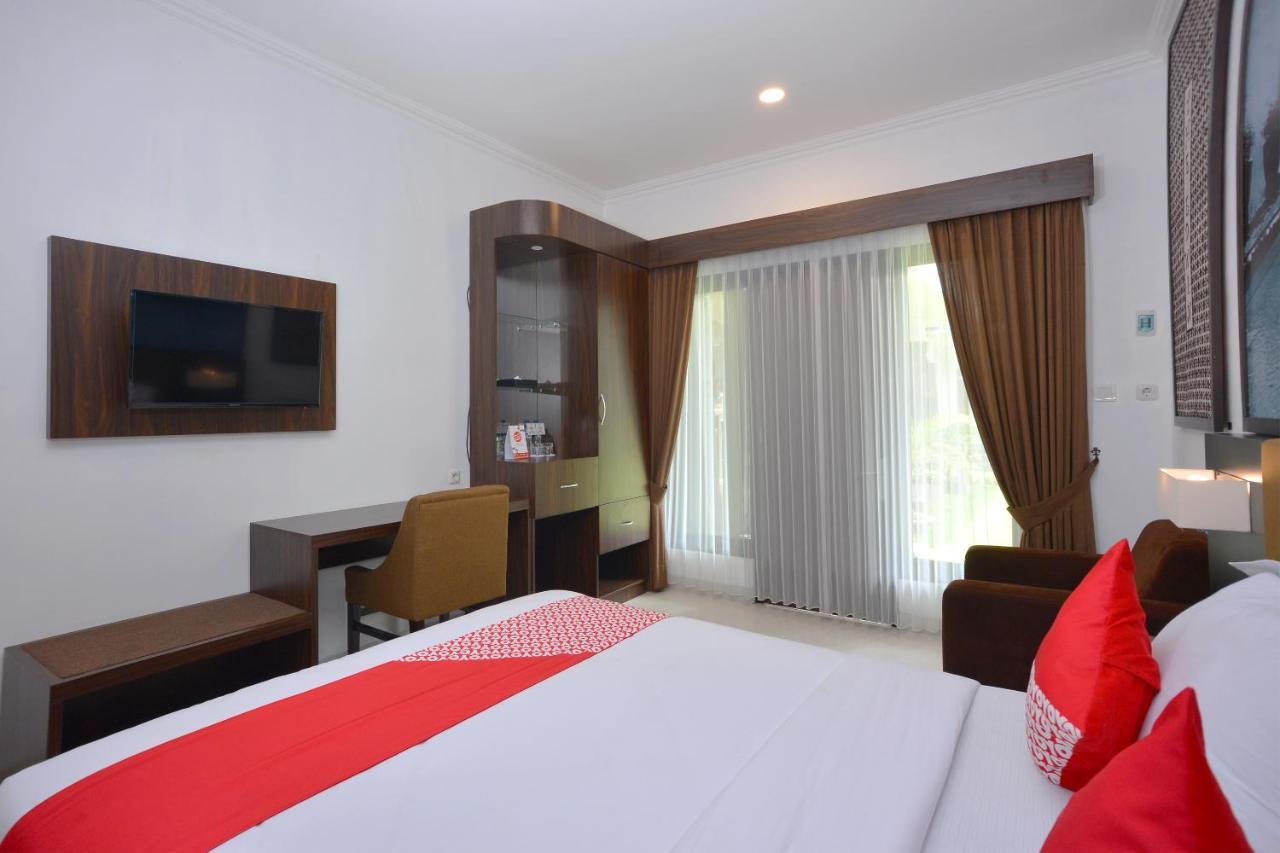 The Edwin Syariah Hotel Ngabean Buitenkant foto