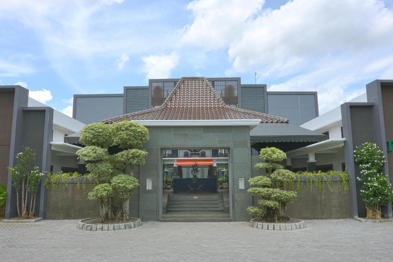 The Edwin Syariah Hotel Ngabean Buitenkant foto